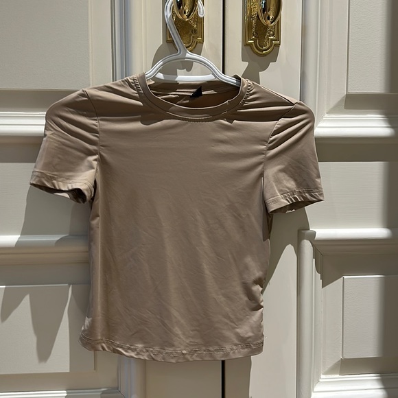 SKIMS inspired Tee - Picture 1 of 1